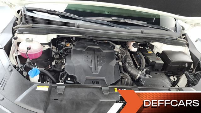 Kia CARNIVAL Gasoline 9-Seater Noblesse купить на сайте DeffCars
