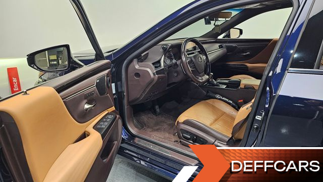 Lexus ES Executive купить на сайте DeffCars