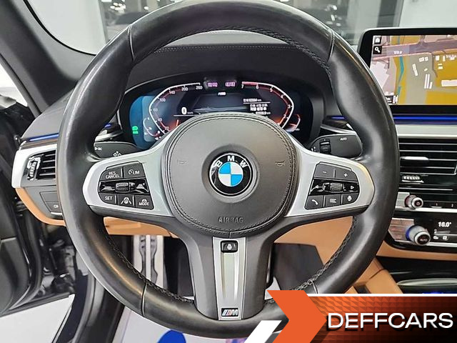 BMW 5-SERIES 520i M Sport купить на сайте DeffCars