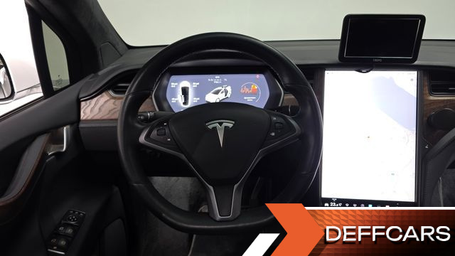 Tesla MODEL X 75D купить на сайте DeffCars