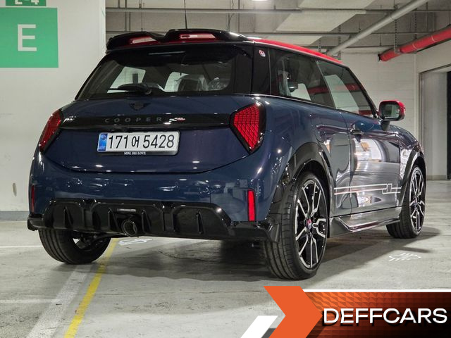 Mini COOPER JCW купить на сайте DeffCars