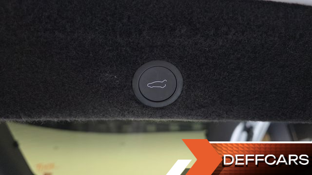 Tesla MODEL Y L Long Range AWD купить на сайте DeffCars