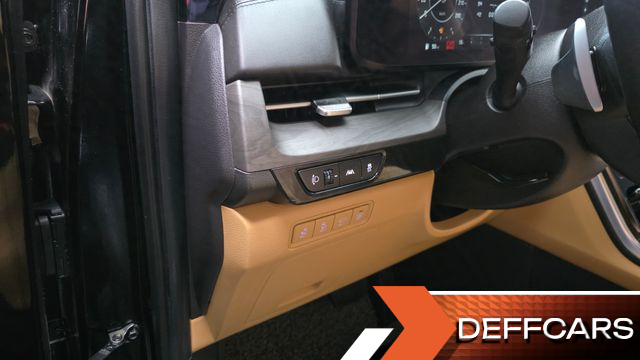 Kia CARNIVAL Gasoline 9-Seater Signature купить на сайте DeffCars