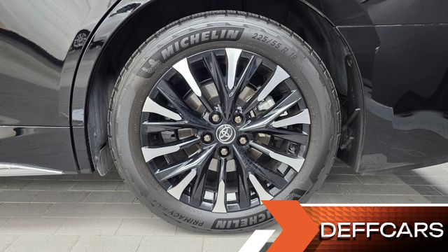 Toyota ALPHARD 2.5 HEV Executive AWD купить на сайте DeffCars