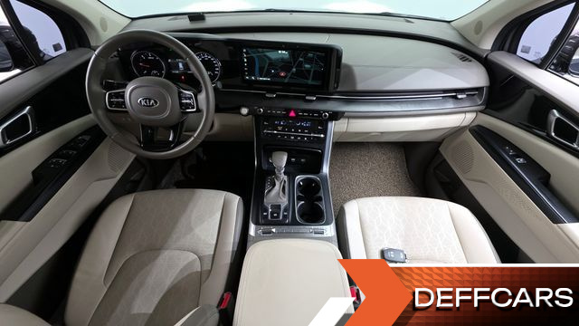 Kia CARNIVAL 9-Seater Prestige купить на сайте DeffCars