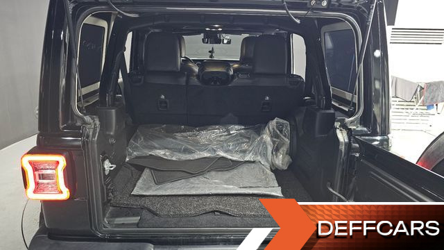 Jeep WRANGLER 2.0 Overland 4Door купить на сайте DeffCars