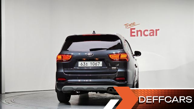 Kia SORENTO Diesel 2.2 4WD Prestige купить на сайте DeffCars