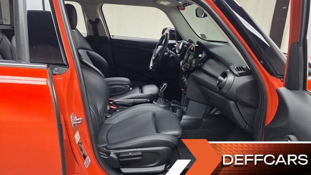 Mini COOPER 5Door Standard 3rd купить на сайте DeffCars