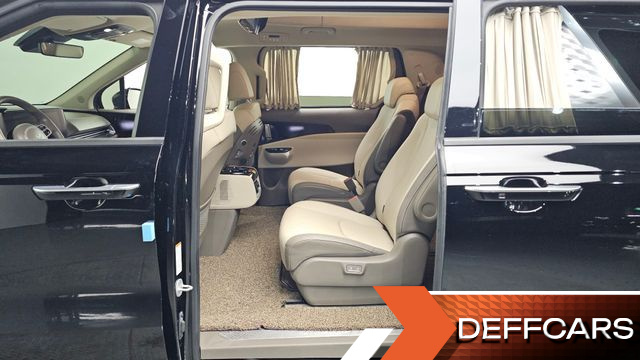 Kia CARNIVAL Gasoline 9-Seater Hi-Limousine Signature купить на сайте DeffCars