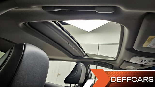Toyota CAMRY 2.5 XLE Hybrid купить на сайте DeffCars