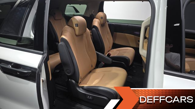 Kia CARNIVAL Gasoline 9-Seater Signature купить на сайте DeffCars