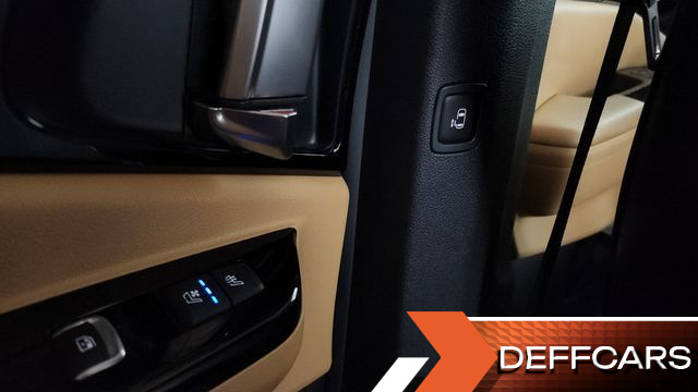 Kia CARNIVAL 9-Seater Noblesse купить на сайте DeffCars