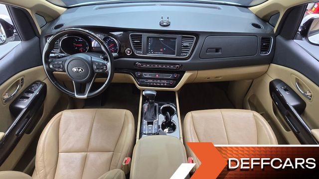 Kia CARNIVAL 9-Seater Noblesse Special купить на сайте DeffCars