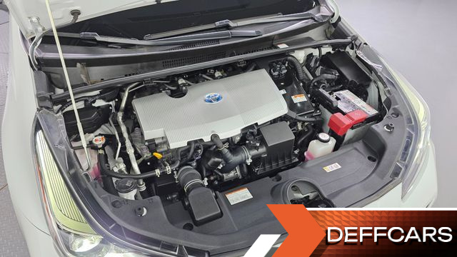 Toyota PRIUS 1.8 купить на сайте DeffCars