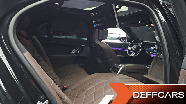 BMW 7-SERIES 740i sDrive M Sport купить на сайте DeffCars