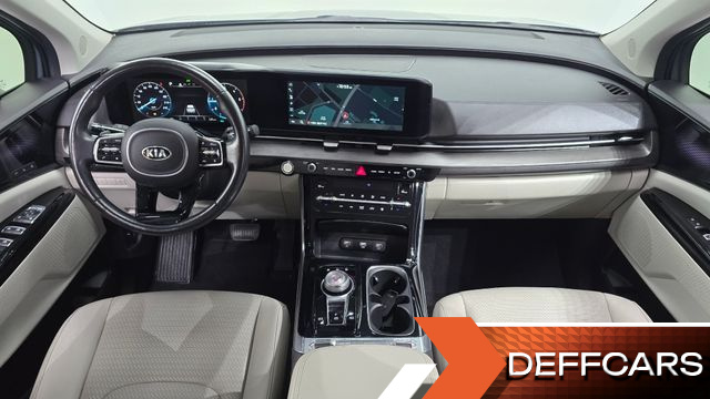 Kia CARNIVAL 9-Seater Signature купить на сайте DeffCars