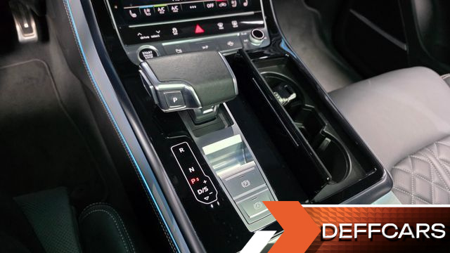 Audi Q7 55 TFSI Quattro Premium купить на сайте DeffCars
