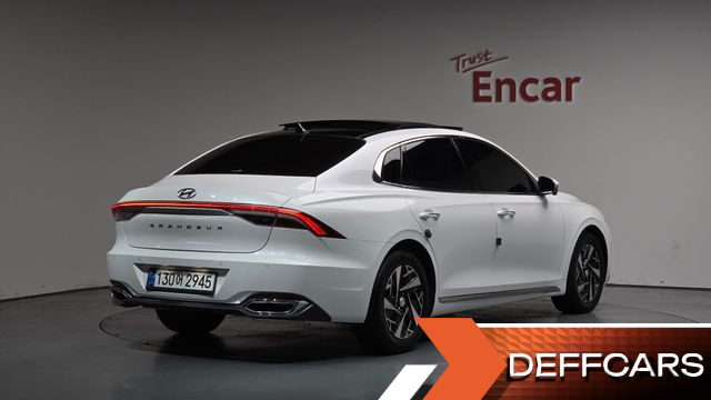 Hyundai GRANDEUR Le Blanc купить на сайте DeffCars