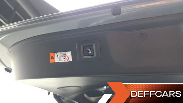 Toyota ALPHARD 2.5 HEV Executive AWD купить на сайте DeffCars