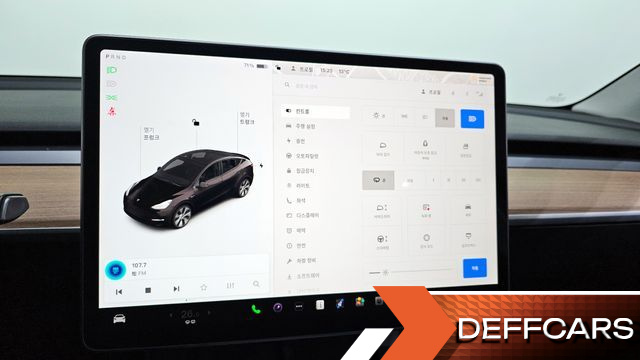 Tesla MODEL Y Long Range AWD купить на сайте DeffCars