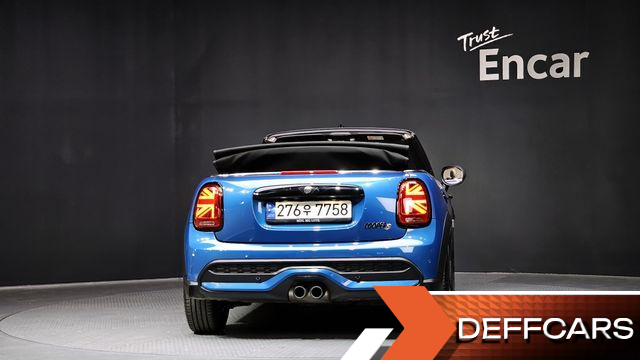 Mini COOPER CONVERTIBLE Classic Third Generation купить на сайте DeffCars