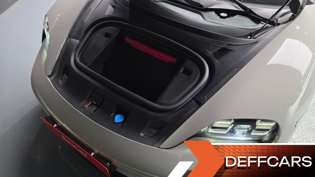 Porsche TAYCAN 4S купить на сайте DeffCars