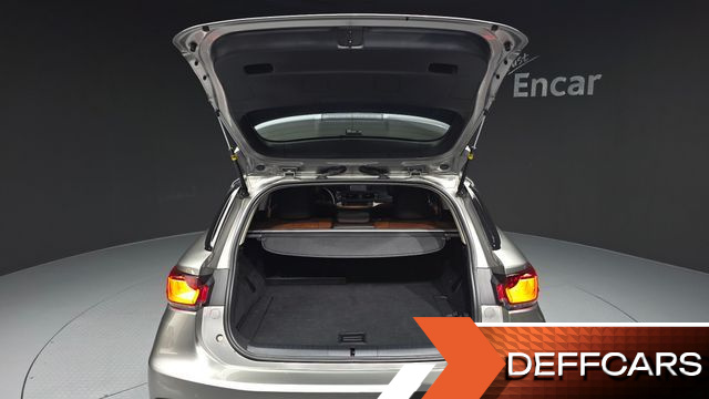 Lexus CT200H 1.8 Supreme ZWA10 купить на сайте DeffCars