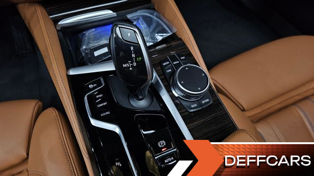 BMW 5-SERIES 520i Luxury купить на сайте DeffCars