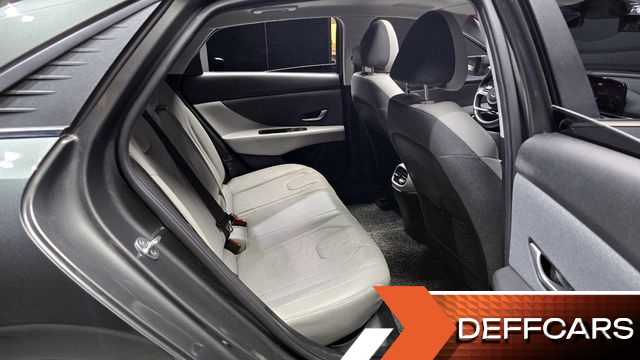 Hyundai AVANTE 1.6 Inspiration купить на сайте DeffCars