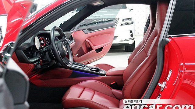 Porsche 911 Carrera 4 GTS купить на сайте DeffCars