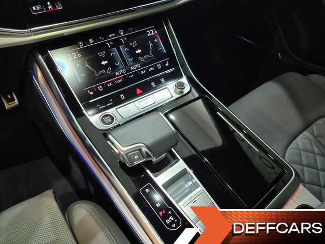 Audi Q8 55 TFSI Quattro Premium купить на сайте DeffCars