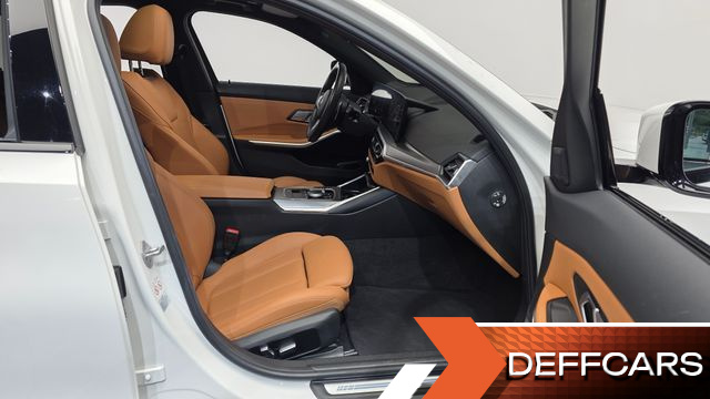 BMW 3-SERIES 320i M Sport купить на сайте DeffCars