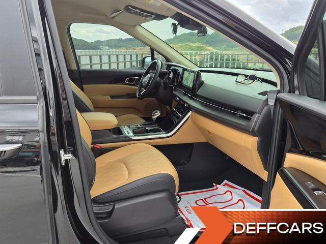 Kia CARNIVAL 9-Seater Prestige купить на сайте DeffCars