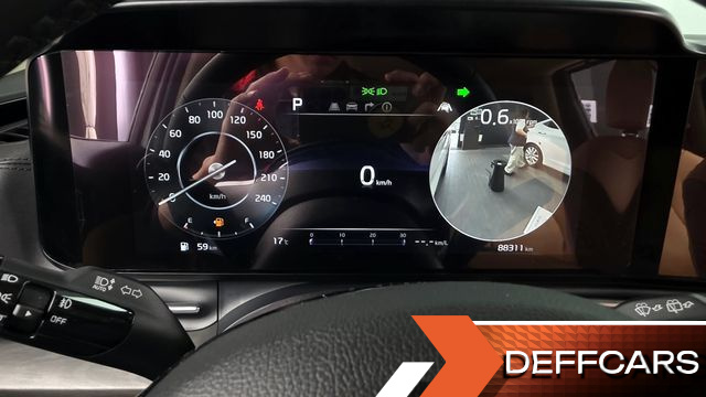 Kia CARNIVAL Gasoline 9-Seater Signature купить на сайте DeffCars
