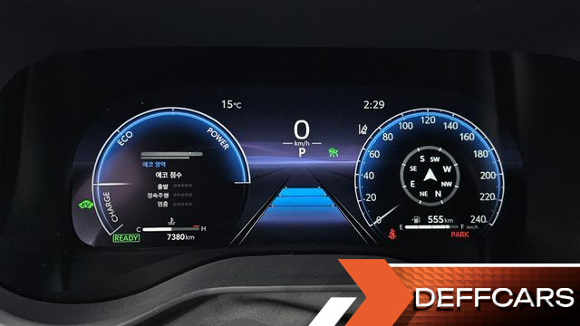 Toyota SIENNA 2.5 Hybrid 2WD купить на сайте DeffCars