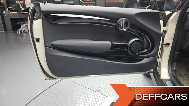 Mini COOPER Classic Plus 3rd купить на сайте DeffCars