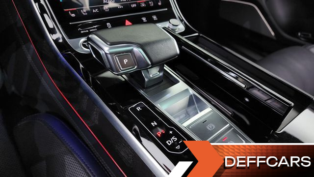 Audi A8 55 TFSI Quattro Premium LWB купить на сайте DeffCars