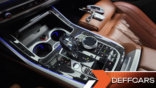 BMW X7 xDrive 40i M Sport 6STR купить на сайте DeffCars