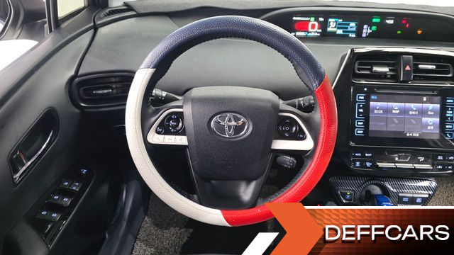 Toyota PRIUS 1.8 E купить на сайте DeffCars