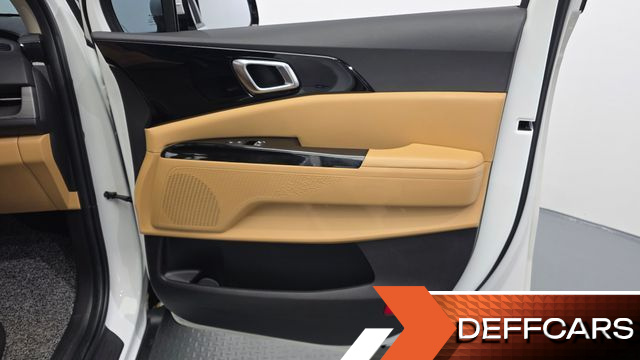 Kia CARNIVAL Diesel 9-Seater Noblesse купить на сайте DeffCars