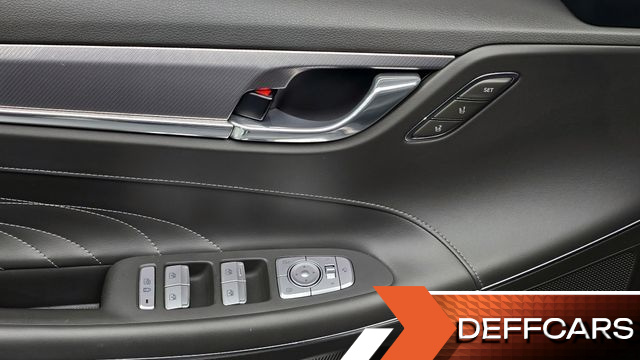 Hyundai GRANDEUR 2.5 Calligraphy купить на сайте DeffCars