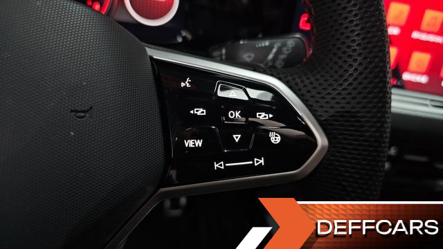 Volkswagen GOLF 2.0 GTI купить на сайте DeffCars