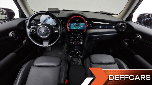 Mini COOPER Classic Launch Pack Third Generation купить на сайте DeffCars