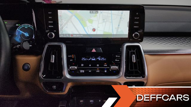 Kia SORENTO HEV 1.6 4WD Gravity купить на сайте DeffCars