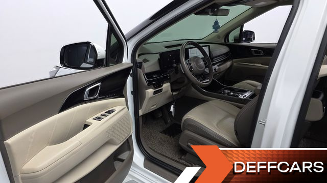 Kia CARNIVAL Gasoline 9-Seater Signature купить на сайте DeffCars