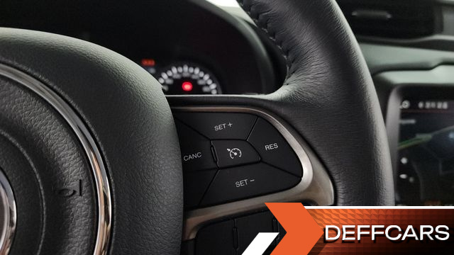 Jeep RENEGADE 1.3 Limited купить на сайте DeffCars