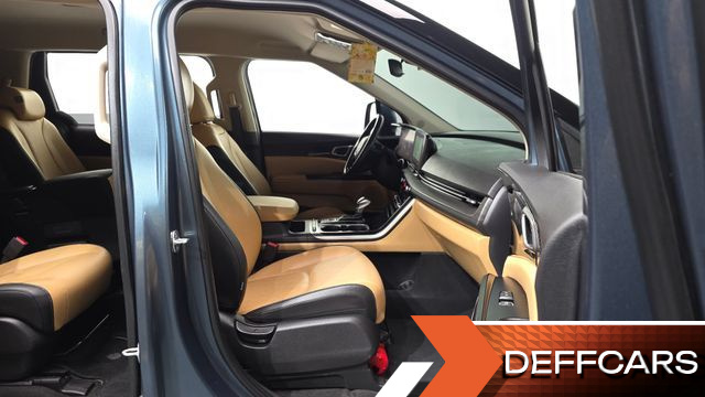 Kia CARNIVAL Diesel 11-Seater Prestige купить на сайте DeffCars