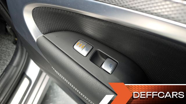 Genesis G70 Gasoline 2.0T 4WD купить на сайте DeffCars