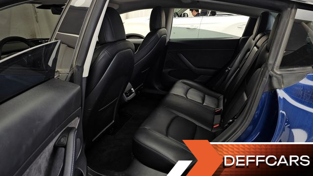 Tesla MODEL 3 Long Range AWD купить на сайте DeffCars