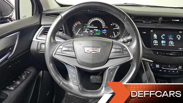 Cadillac XT5 3.6 Premium AWD купить на сайте DeffCars